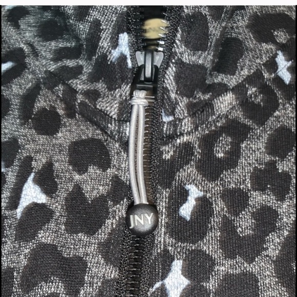 Jones New York Sport - Picture 3 of 5